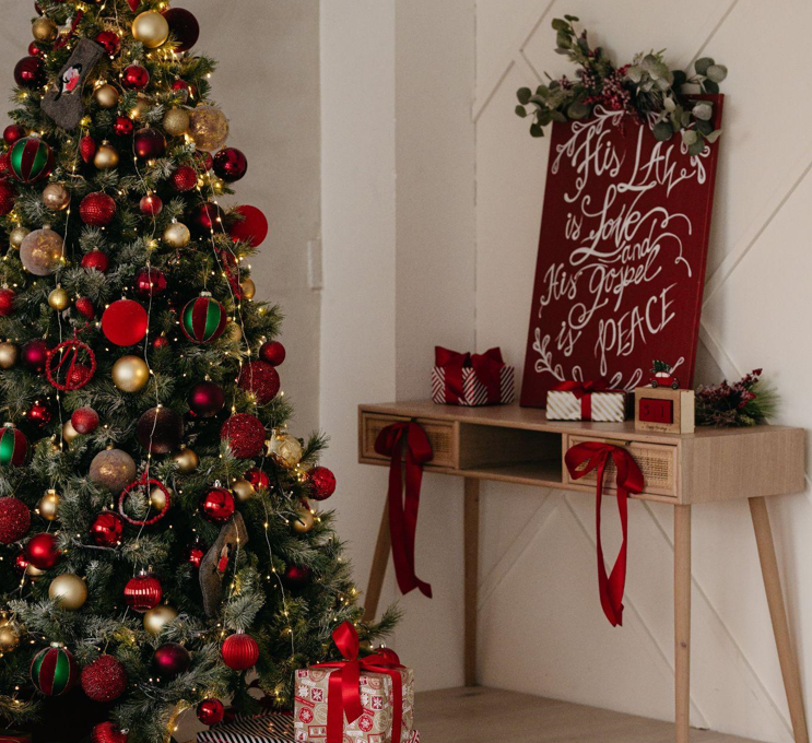 Creating Lasting Memories with Artificial Christmas Trees